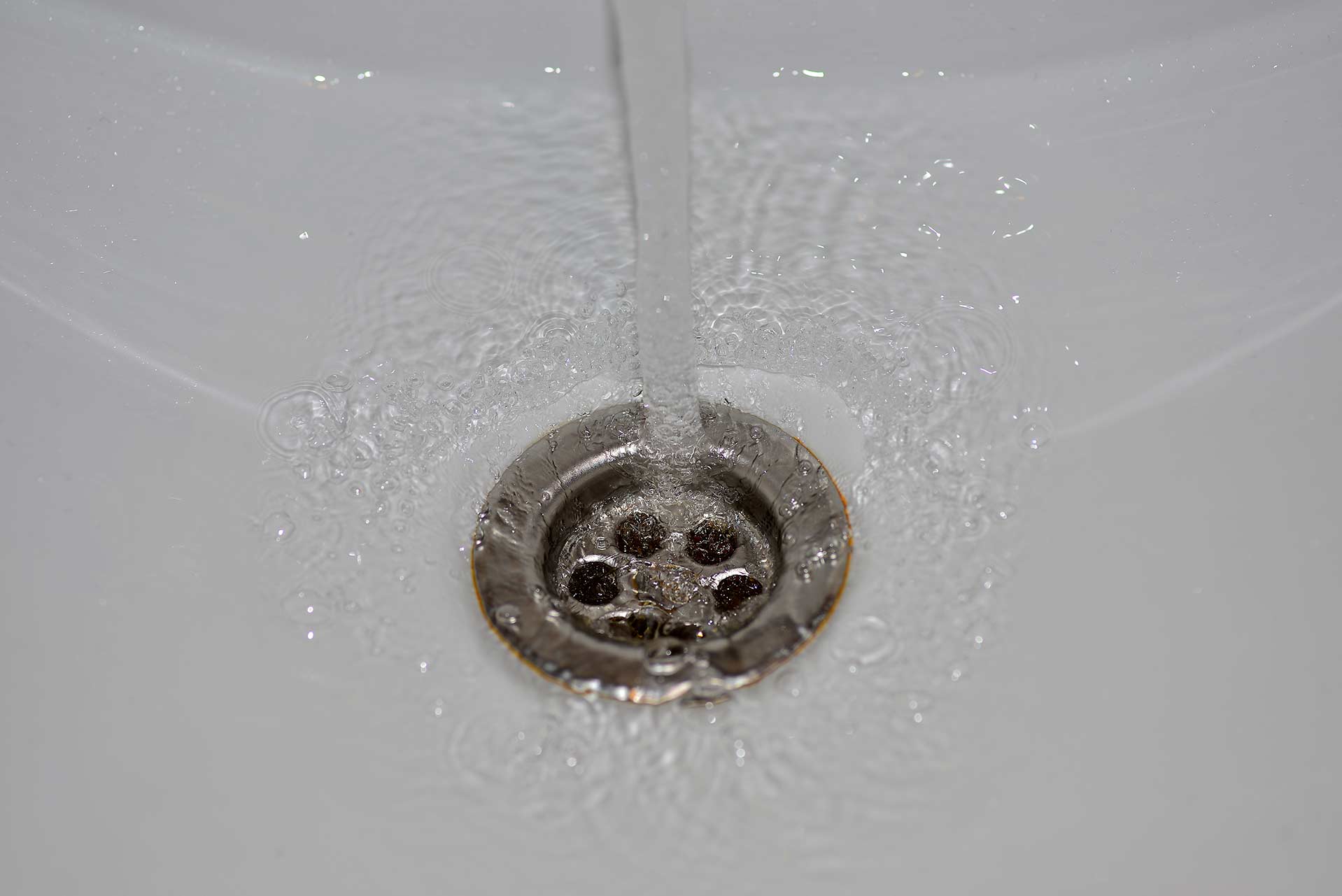 A2B Drains provides services to unblock blocked sinks and drains for properties in Hale.